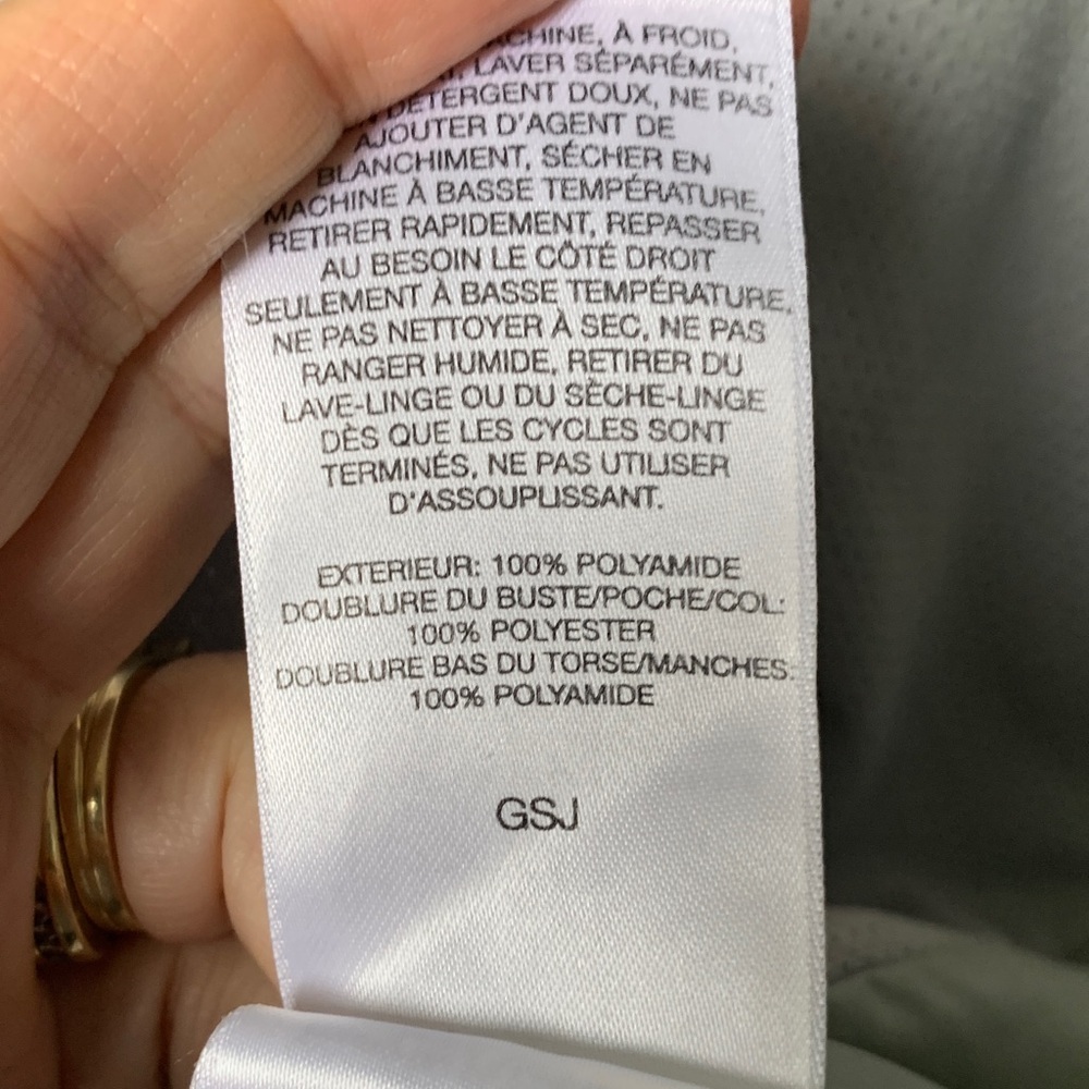 Sorel woman’s Blue and Cream Raincoat - Picture 5 of 14
